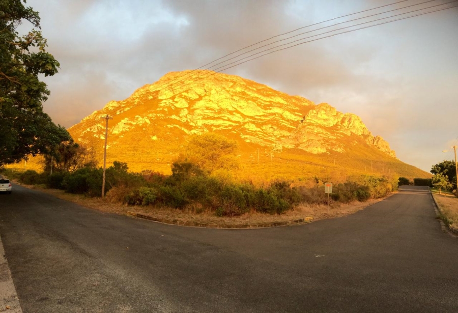 3 Bedroom Property for Sale in Voelklip Western Cape